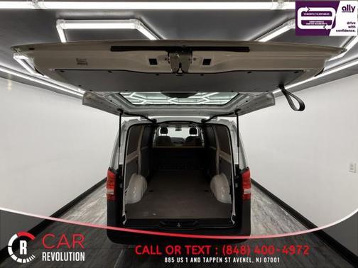 2021 Mercedes-Benz Metris Base