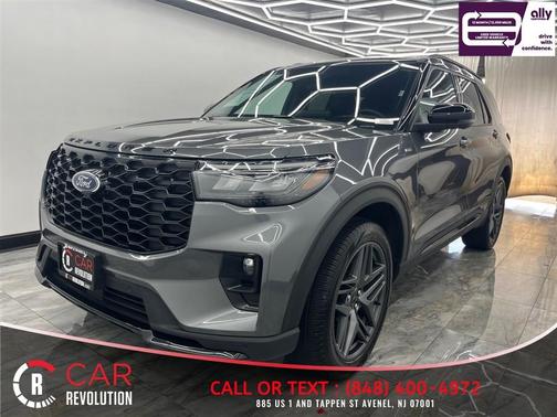 Gray 2025 Ford Explorer ST-Line 4WD