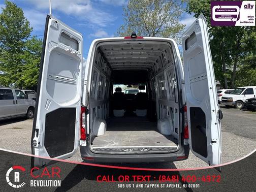 White 2025 Mercedes-Benz Sprinter 2500 HIGH ROOF 4-CYL DIESEL 170''