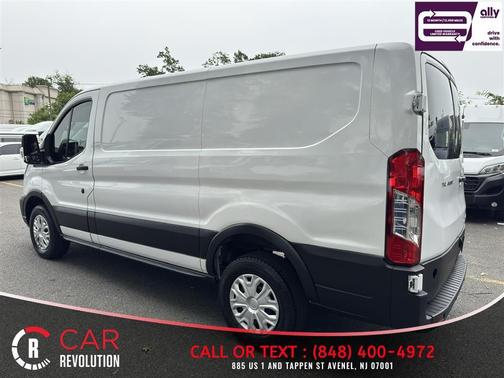 White 2023 Ford Transit-250 T-250 130''