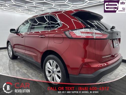2022 Ford Edge Titanium