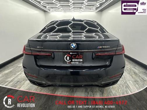 2022 BMW M760 i xDrive