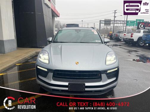 Silver 2022 Porsche Macan Base
