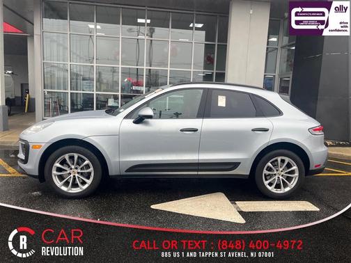 Silver 2022 Porsche Macan Base