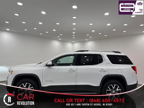 White 2023 GMC Acadia SLE