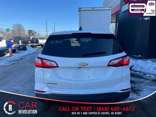 White 2021 Chevrolet Equinox LS