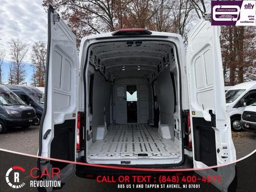 2022 Ford Transit-250 Base