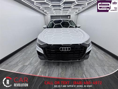 Glacier White Metallic 2020 Audi Q8 55 Prestige