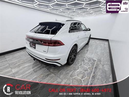 Glacier White Metallic 2020 Audi Q8 55 Prestige
