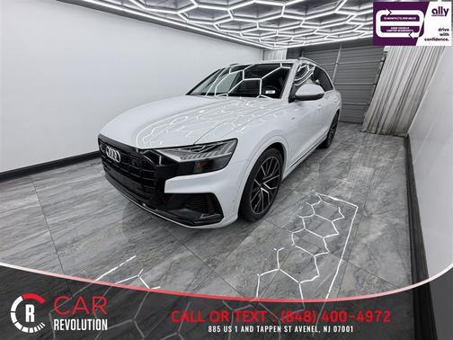 Glacier White Metallic 2020 Audi Q8 55 Prestige