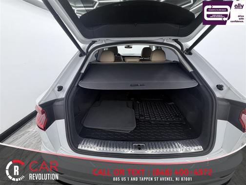 Glacier White Metallic 2020 Audi Q8 55 Prestige