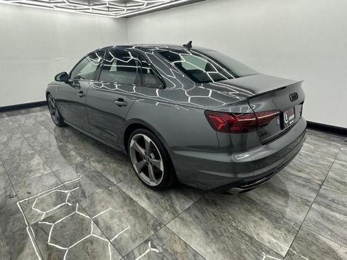 2023 Audi A4 45 S line Premium Plus