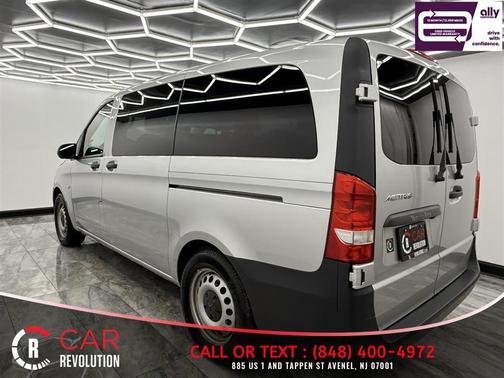 2017 Mercedes-Benz Metris Base