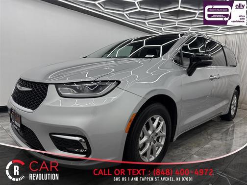Silver 2024 Chrysler Pacifica Touring-L