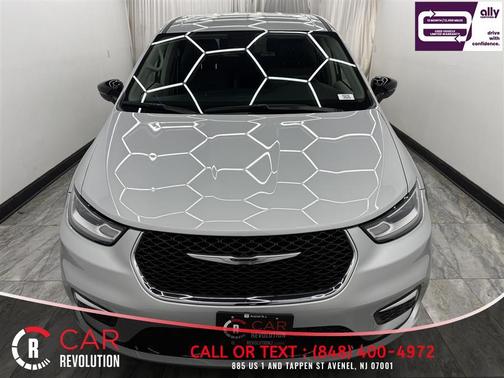 Silver 2024 Chrysler Pacifica Touring-L