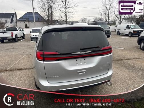 2024 Chrysler Pacifica Touring-L