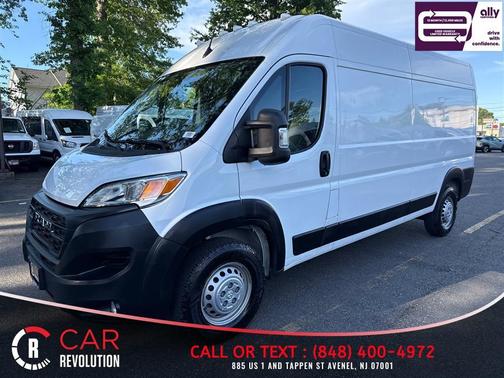 White 2024 RAM ProMaster 2500 High Roof