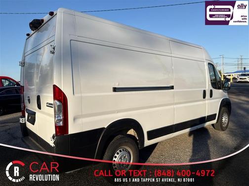 White 2024 RAM ProMaster 2500 High Roof