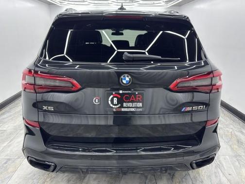 2020 BMW X5 M50i