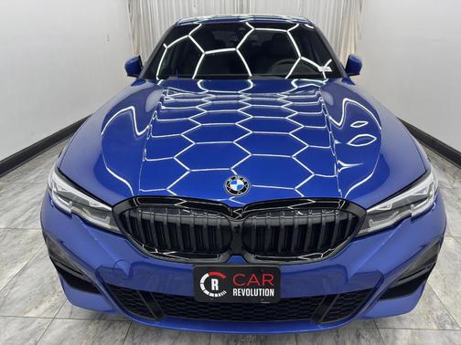 2021 BMW 330 i xDrive