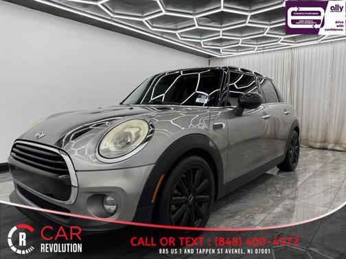 2017 MINI Hardtop Cooper
