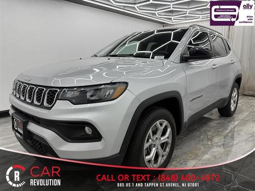 Silver 2024 Jeep Compass Latitude