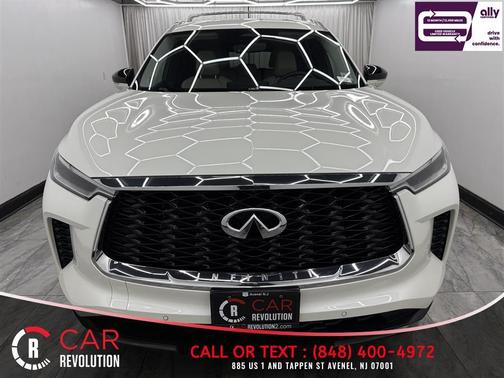 Majestic White 2023 INFINITI QX60 SENSORY