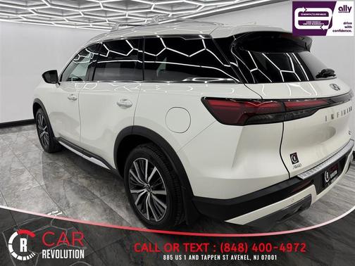 Majestic White 2023 INFINITI QX60 SENSORY