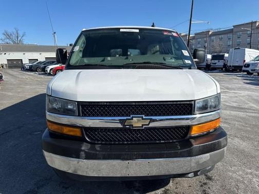 2022 Chevrolet Express 3500 LT