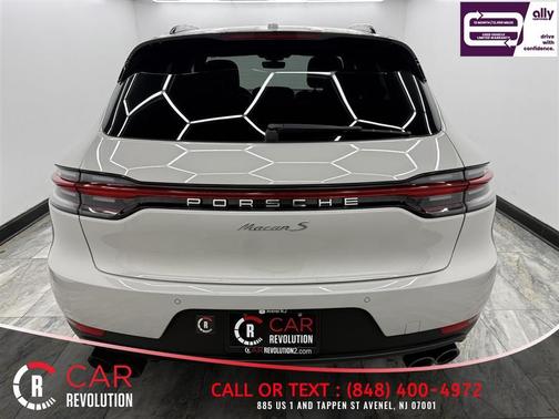 Gray 2020 Porsche Macan S
