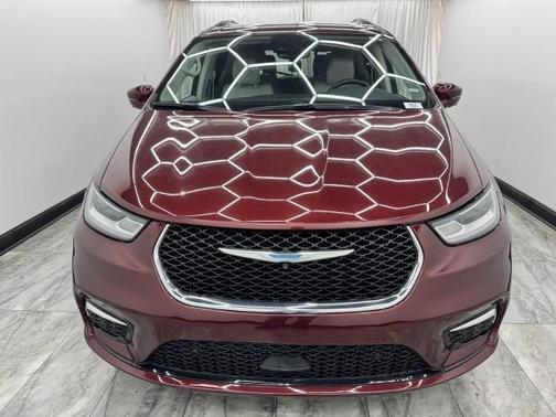 2021 Chrysler Pacifica Hybrid Touring L