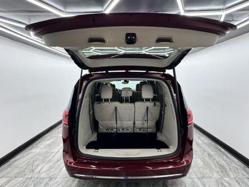2021 Chrysler Pacifica Hybrid Touring L