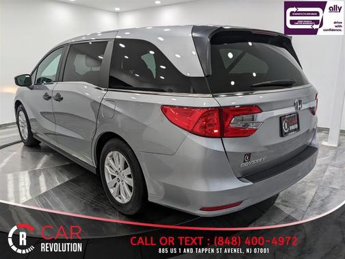 Silver 2018 Honda Odyssey LX