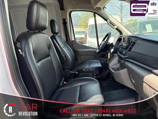 2025 Ford Transit-250 148 WB Medium Roof Cargo