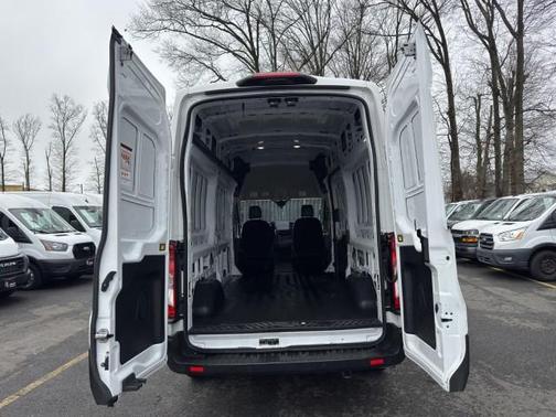 2022 Ford Transit-350 Base
