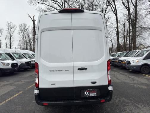 2022 Ford Transit-350 Base