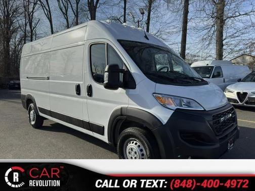 White 2025 RAM ProMaster 2500 High Roof