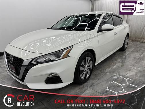 Glacier White 2020 Nissan Altima 2.5 S