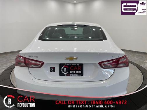 White 2022 Chevrolet Malibu LT