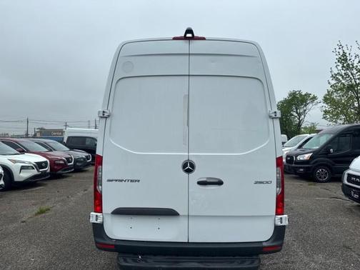2023 Mercedes-Benz Sprinter 2500 HR GAS 170''