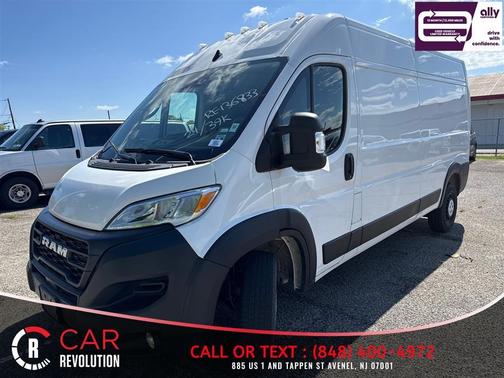 White 2024 RAM ProMaster 2500 High Roof