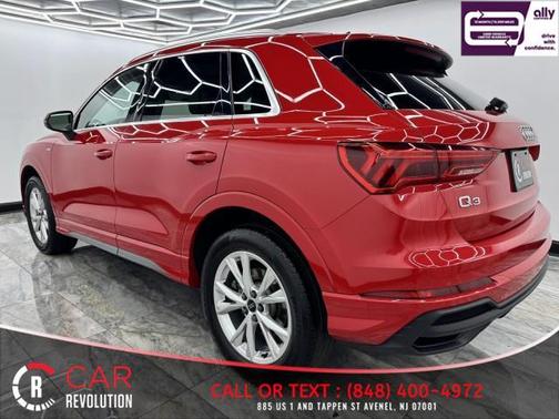 2024 Audi Q3 45 S line Premium