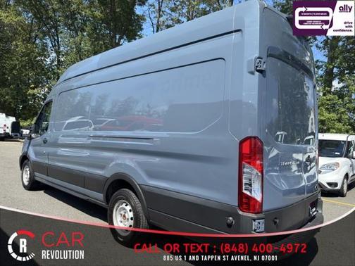 2022 Ford Transit-250 Base