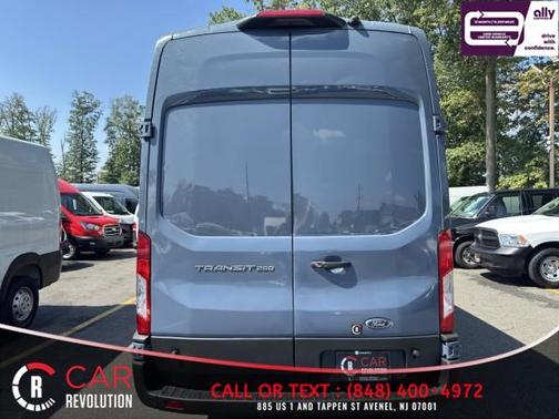 2022 Ford Transit-250 Base