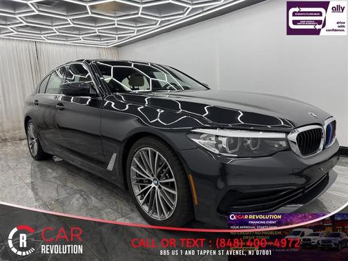 Gray 2019 BMW 530 i