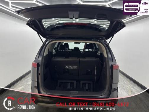 2022 Kia Carnival LXS