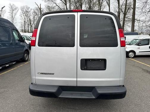 2019 Chevrolet Express 3500 LS