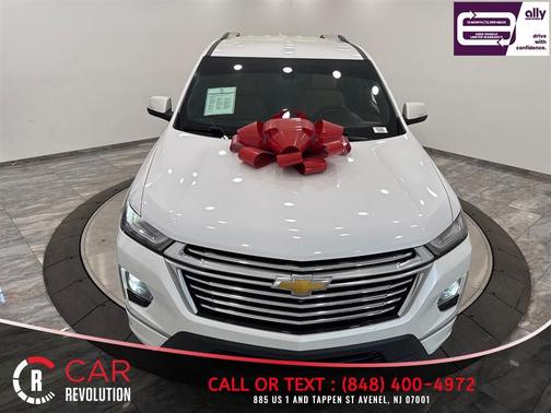 White 2023 Chevrolet Traverse Premier