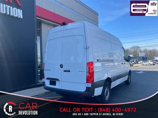 White 2025 Mercedes-Benz Sprinter 2500 ROOF 4-CYL HO 144