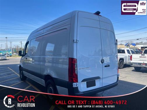 White 2025 Mercedes-Benz Sprinter 2500 ROOF 4-CYL HO 144
